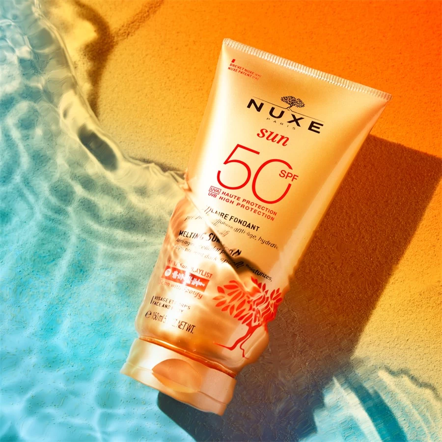 Sun Melting Lotion High Protection SPF 50 De Nuxe 5 Sun Melting Lotion High Protection SPF 50 De Nuxe – Image 5